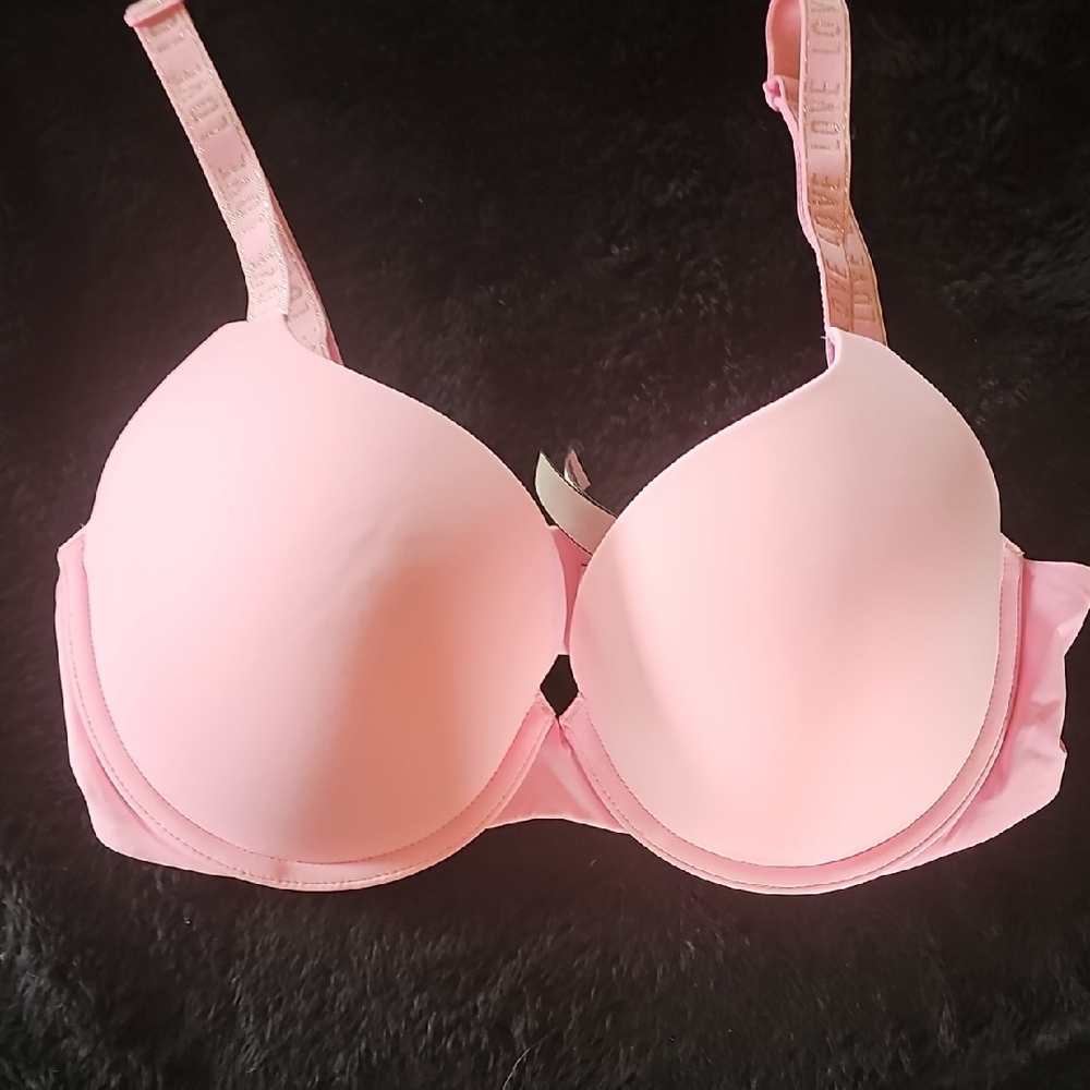 Victoria's Secret Light Pink Bra